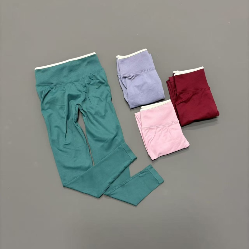 Sculpt Scrunch Leggings Women  - огляд і ціна Pilates Yoga Outfit